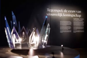 Tegenspel de eeuw van vrouwelijk koningschap