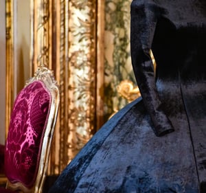 LOUVRE COUTURE