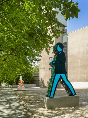 JULIAN OPIE