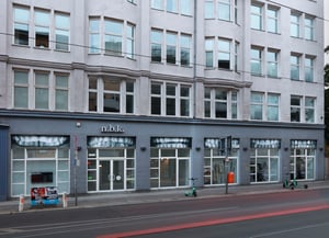 Santiago Sierra. Der Zeitgeist