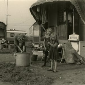 Volk van de ventweg – Reizigers in Drenthe at Drents Museum, Assen