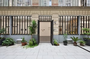 FERMETURE ESTIVALE | 21 rue Chapon at Les Filles du Calvaire, Paris