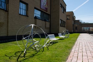 Sculpturen van Pablo Reinoso at Kunstmuseum Den Haag, Den Haag