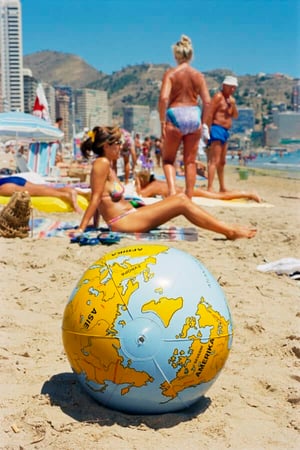 MARTIN PARR - Global warning at Jeu de Paume, null